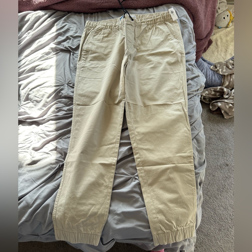 Built in flex jogger